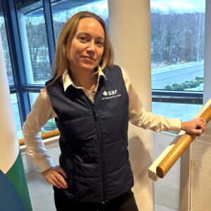 Blå vest med SAR logo dame