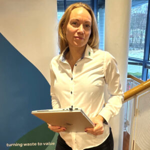 Hvit skjorte  med SAR logo dame