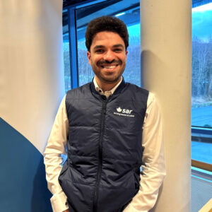 Blå vest med SAR logo herre